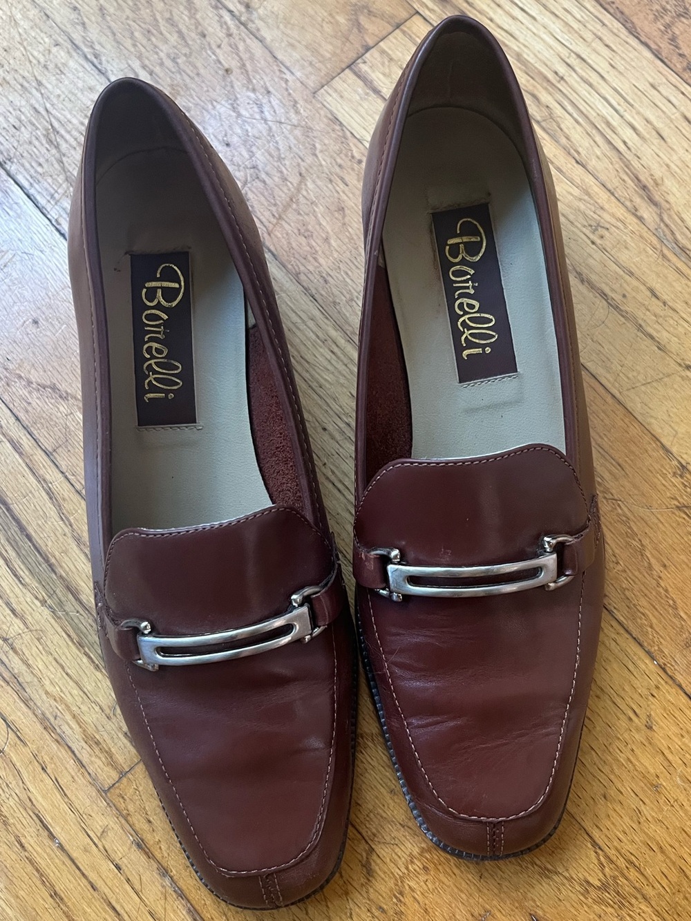 Vintage 70s Deadstock Leather Slip-On Loafers